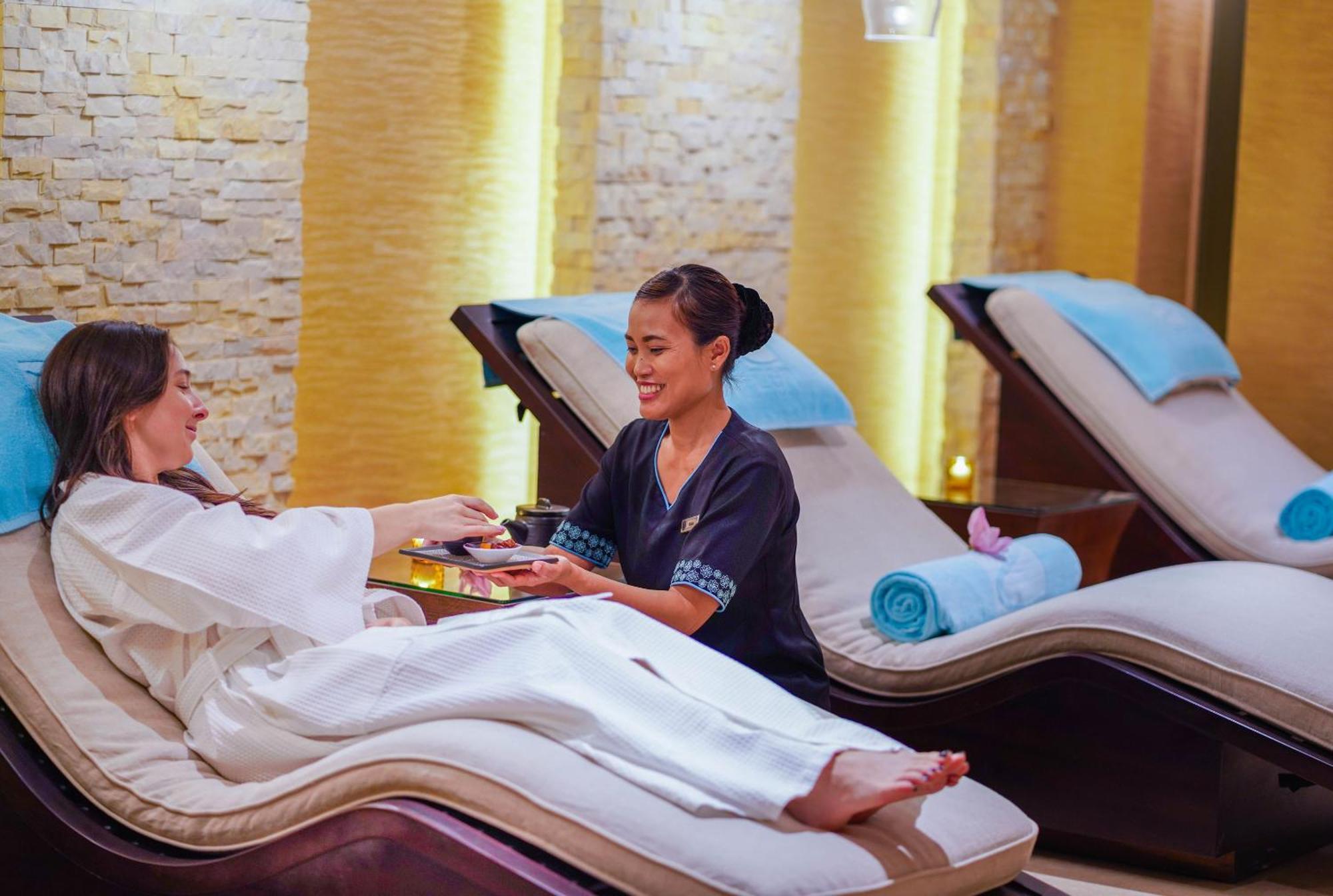 Beach Rotana - Абу Даби Екстериор снимка A spa in Dubai